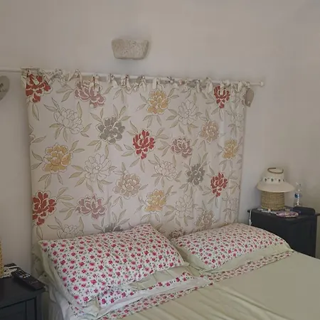 Trullo Rocca Santa 度假居 奥斯图尼