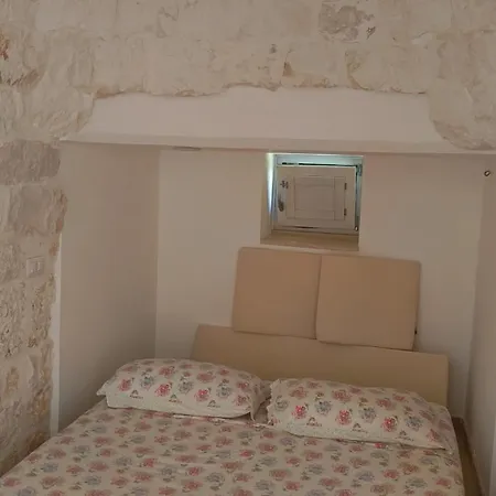 펜션 Trullo Rocca Santa *