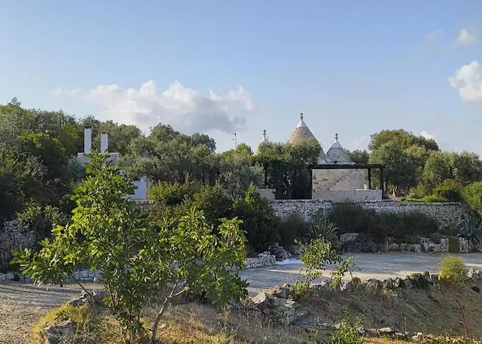 Trullo Rocca Santa * 奥斯图尼